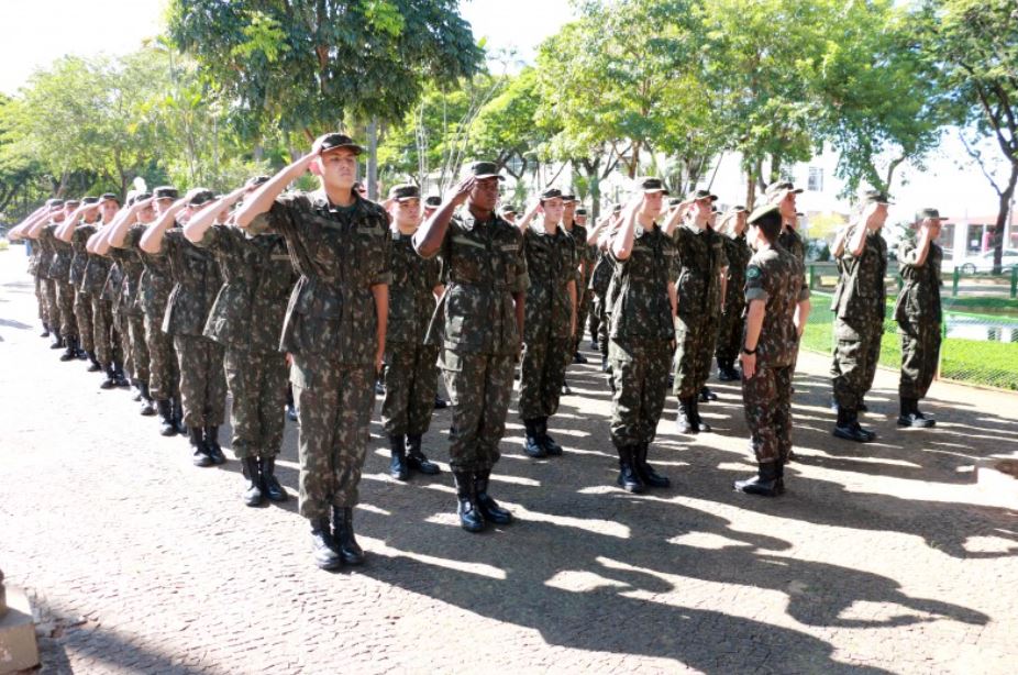 Jovens nascidos em 2005 devem fazer o Alistamento Militar Obrigatório